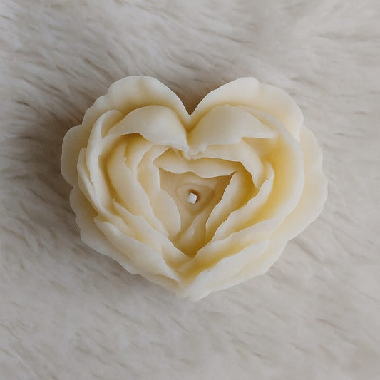 Petal kiss
